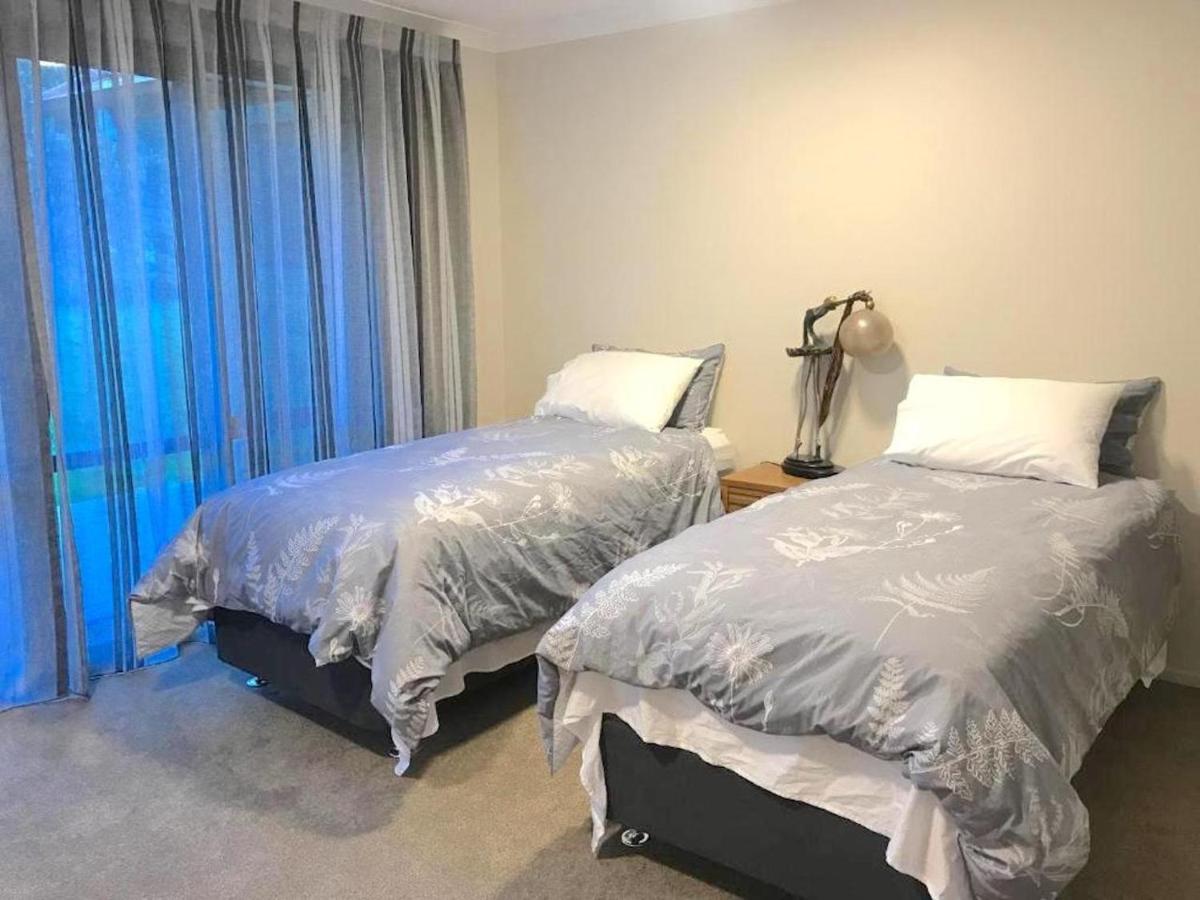 Road Sun Tourist Lodge Dunedin Eksteriør billede